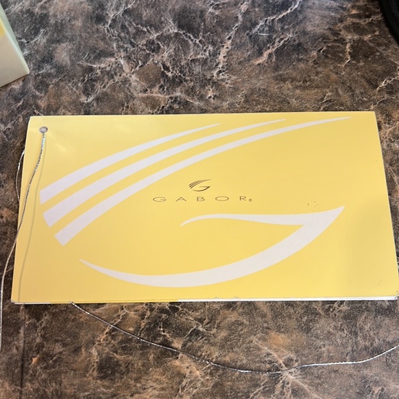 Gabor flexlite wig - Picture 4 of 6